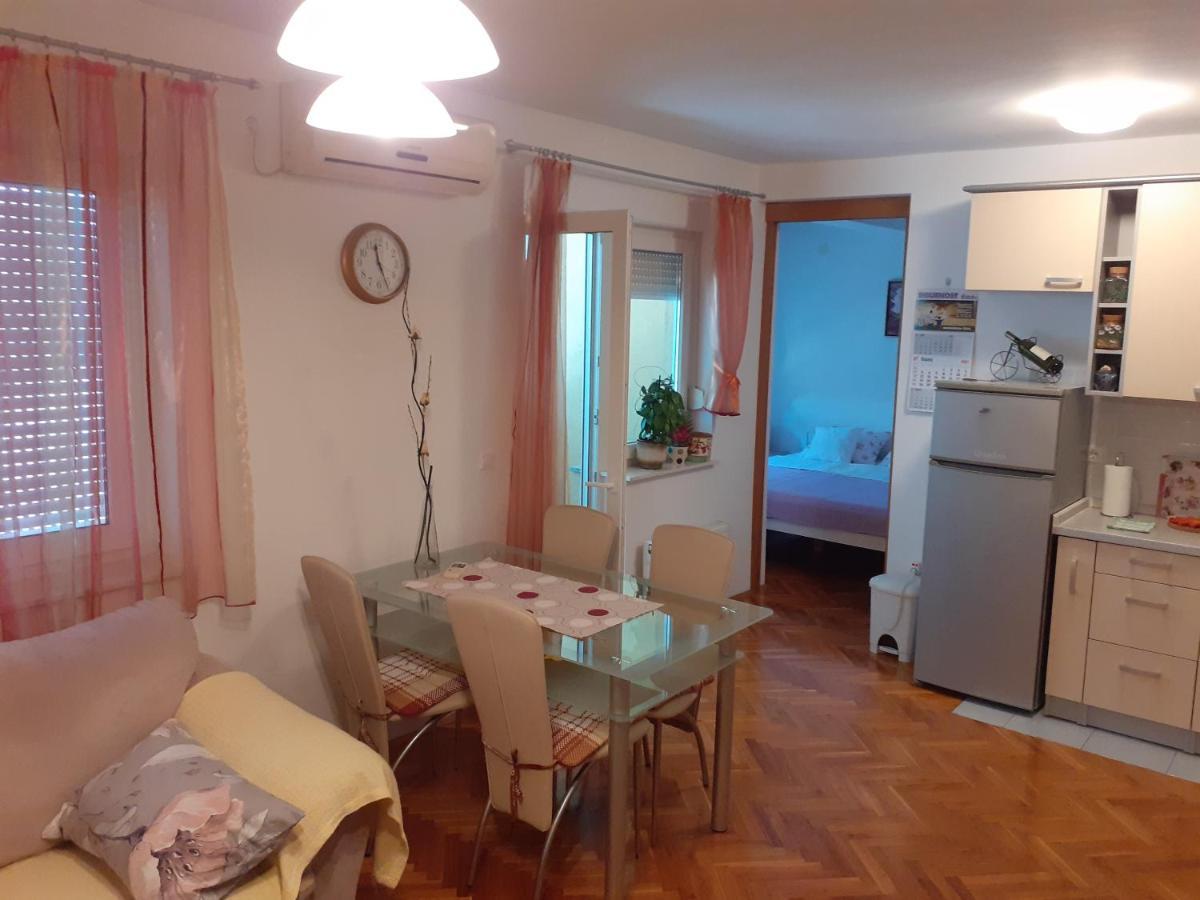 Apartman Mario Osijek Exteriör bild