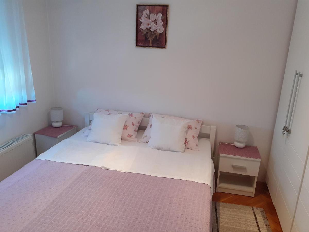 Apartman Mario Osijek Exteriör bild
